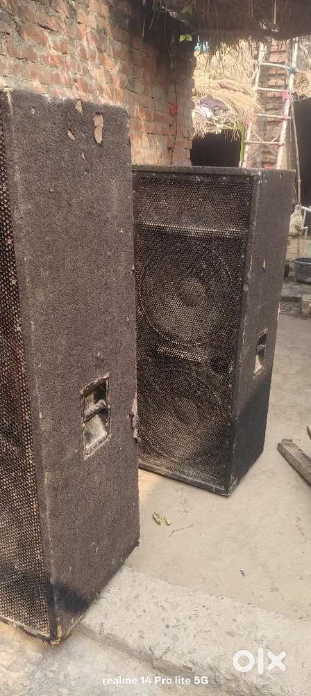 Teen peti 15 inchi Ek machine yah bahut bahut Achcha condition mein