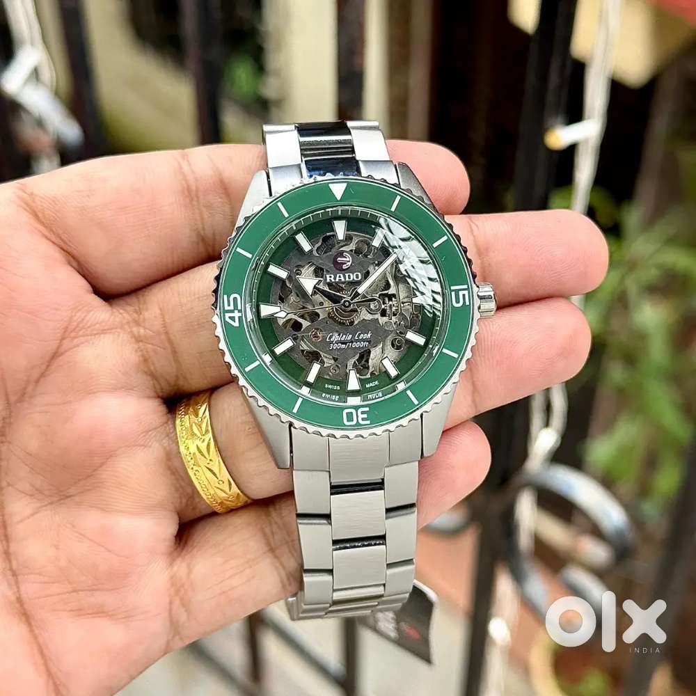 Wrist watch for men