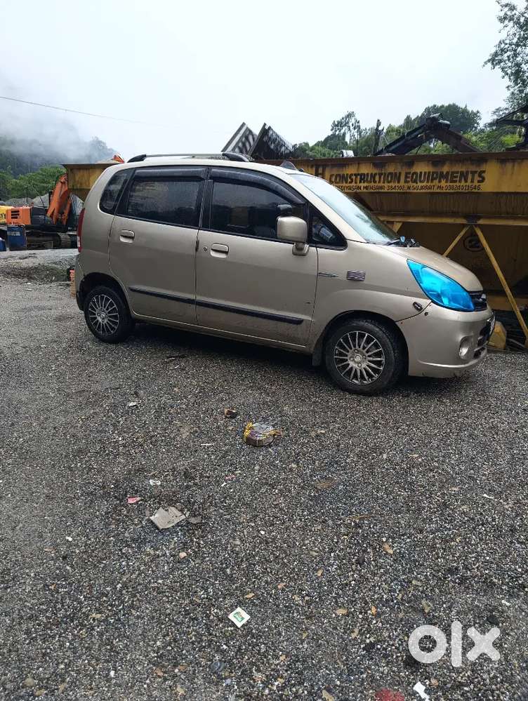 Maruti Suzuki Estilo 2012
