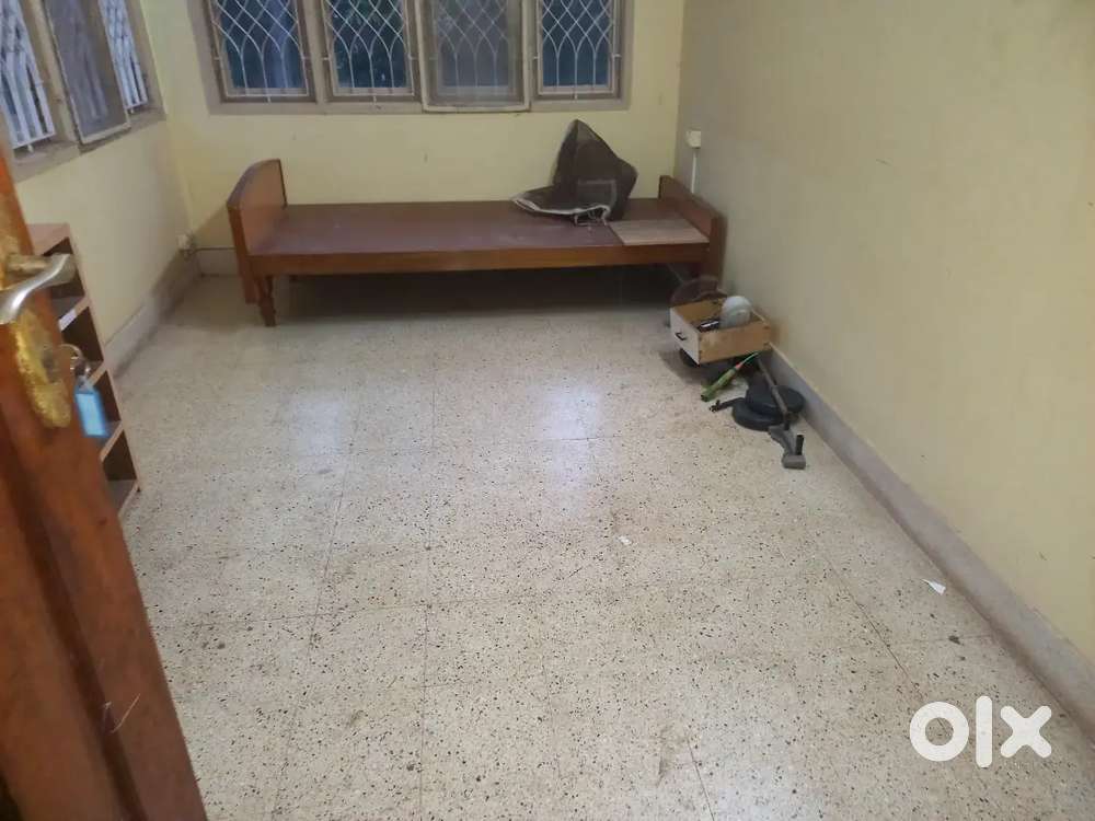 Ashoknagar 3 bedroom semi furnished house rent