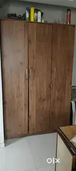 Wooden 3 door wardrobe