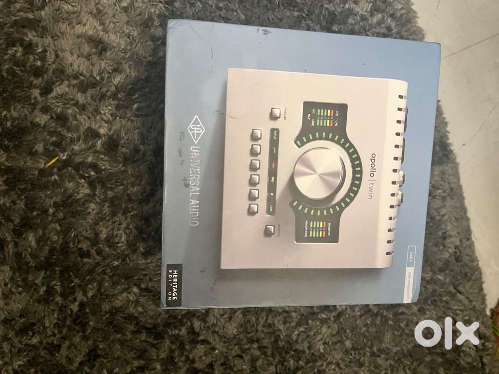 Uad apollo twin usb interface unused with box and unistalled plugins