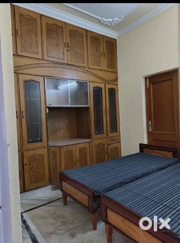 Hygienic pg for boys