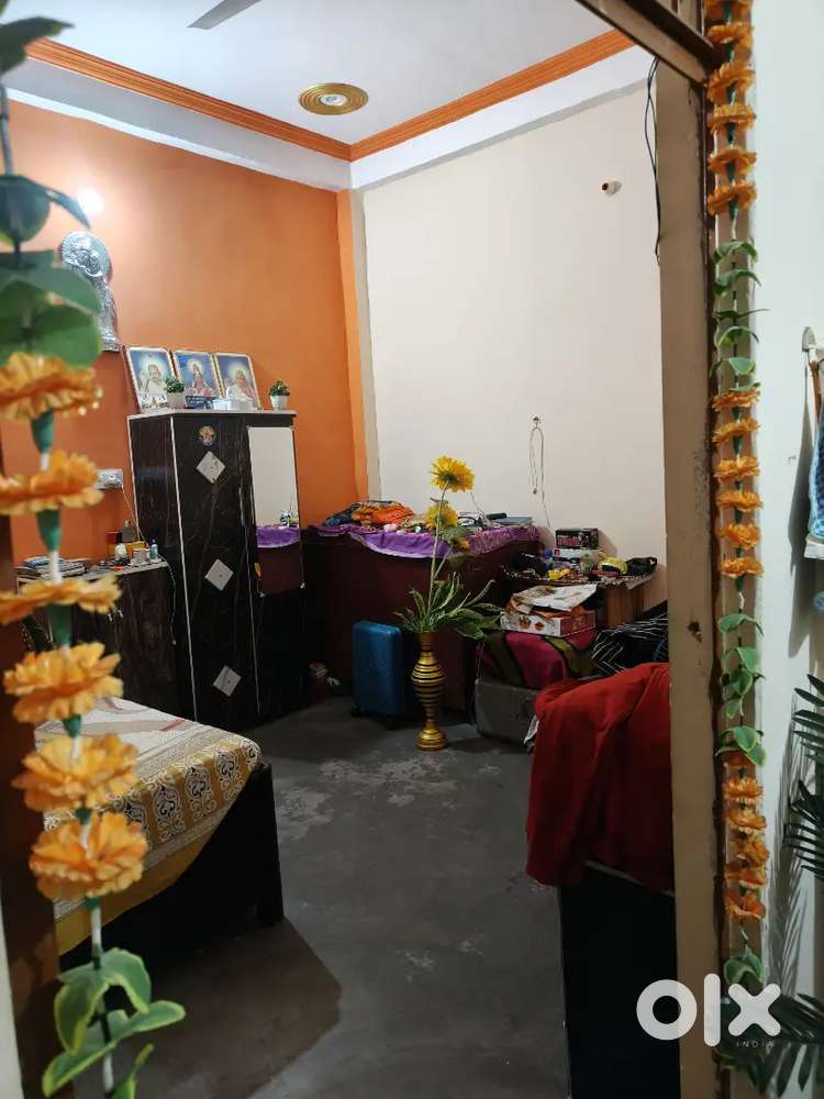 One room , open kitchen and well maintain bathroom