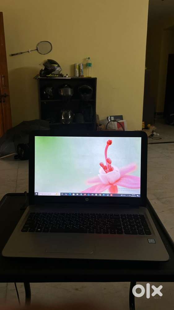Hp i5 7 th gen laptop