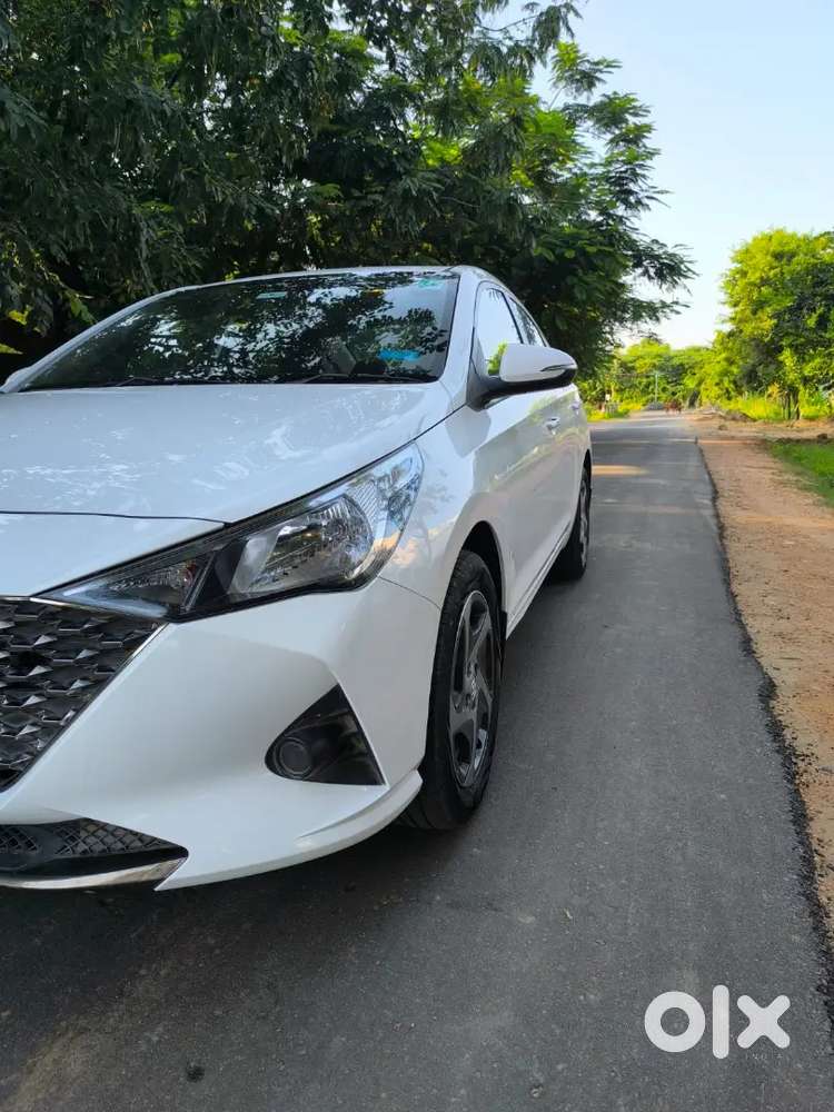 Mint condition all original verna 2021