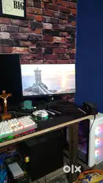 Monitor, gaming keyboard and mouse or UPS