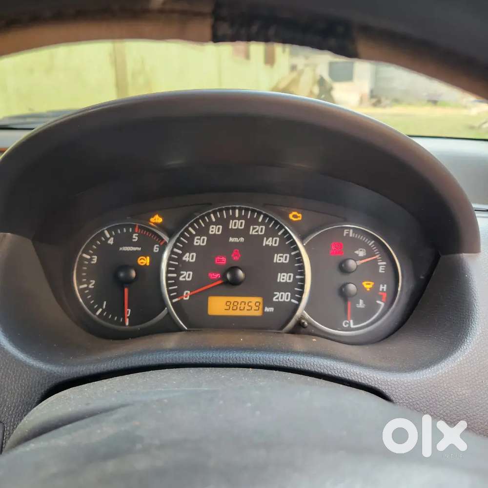 Maruti Suzuki Swift 2010 Diesel 125000 Km Driven