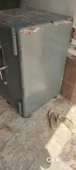 HEAVY WEIGHT SAFE LOCKER