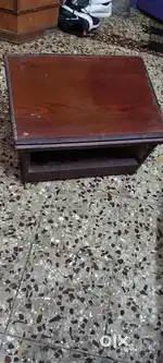 Writing table