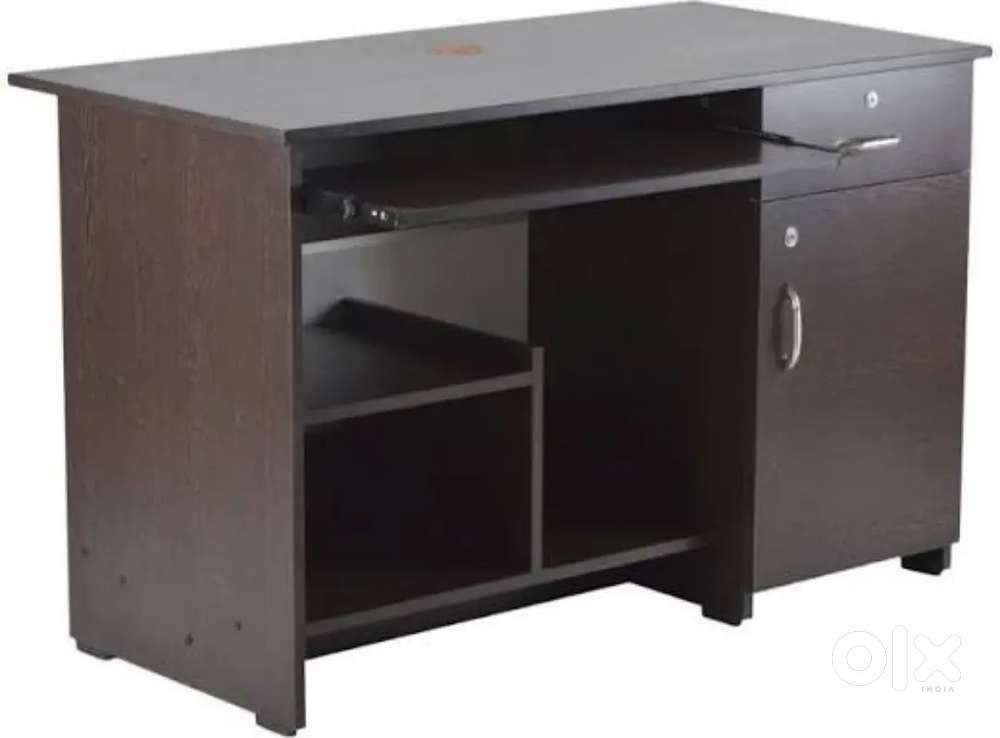 COMPUTER TABLE ( sell )