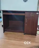 Computer table