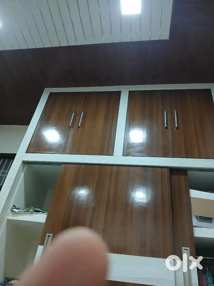 NEW 4 STOREY COMMERCIAL BUILDING