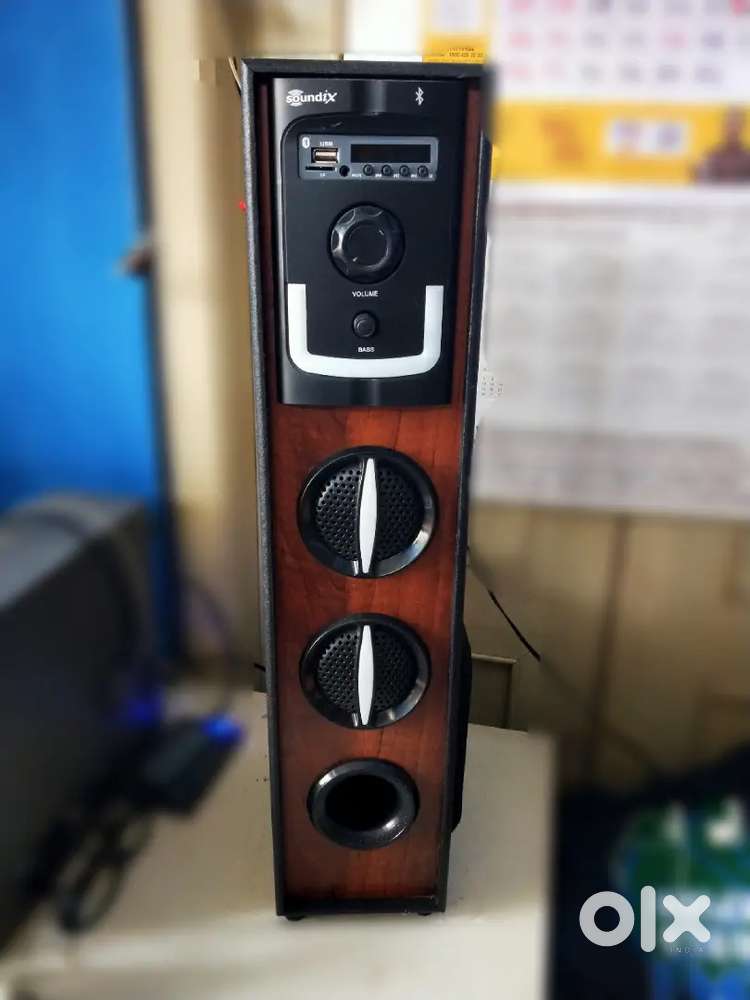 Brand new tower speaker