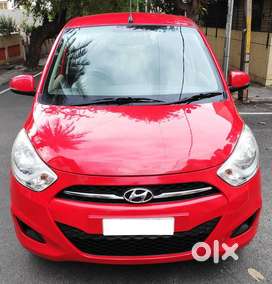 Hyundai i10 Sportz AT, 2011, Petrol