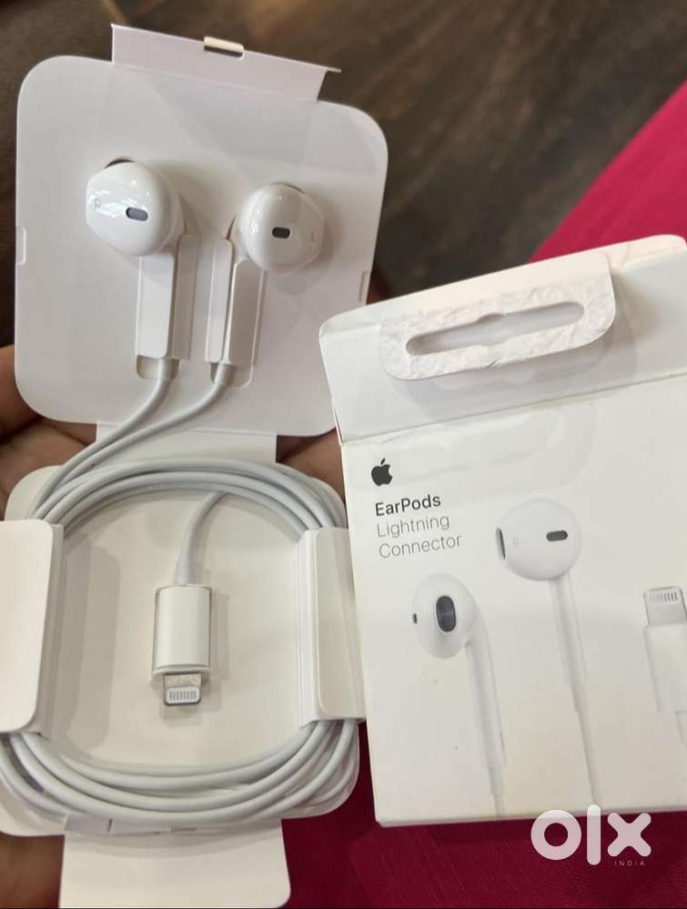 Apple earpods