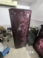 LG singal door freej best condition
