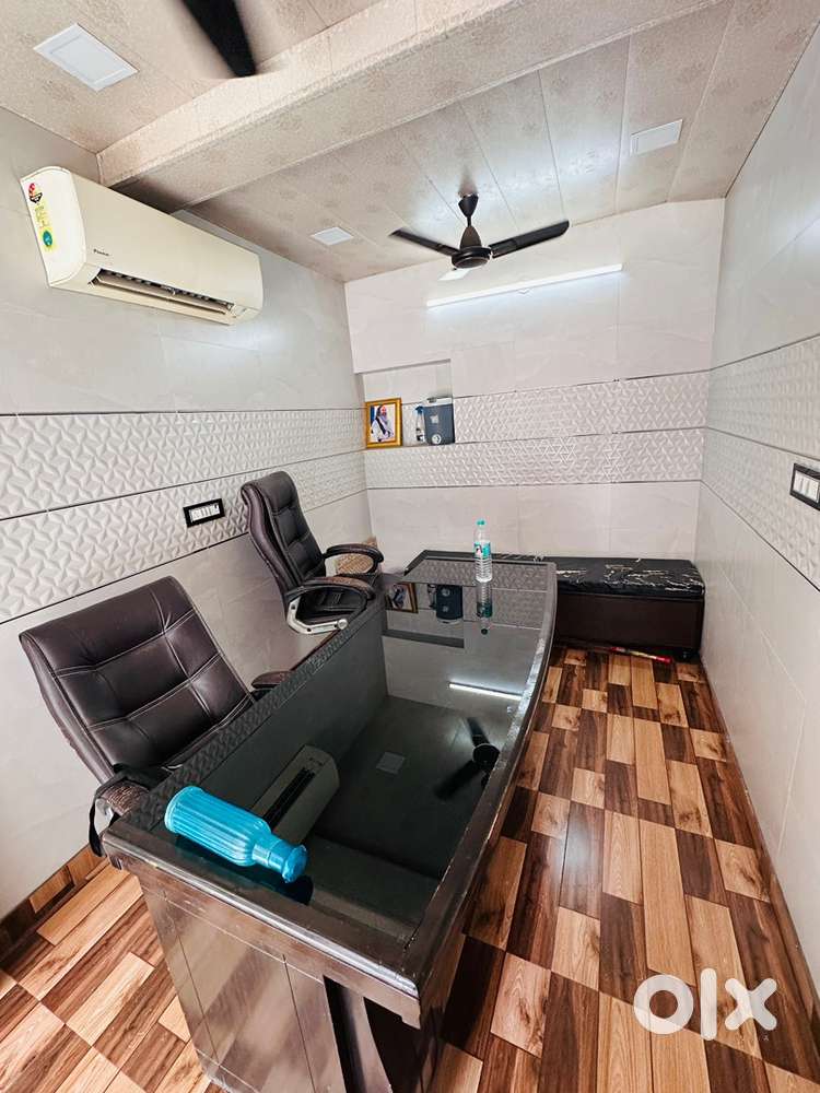 Well furnished On road office for Sell in Pitampura
