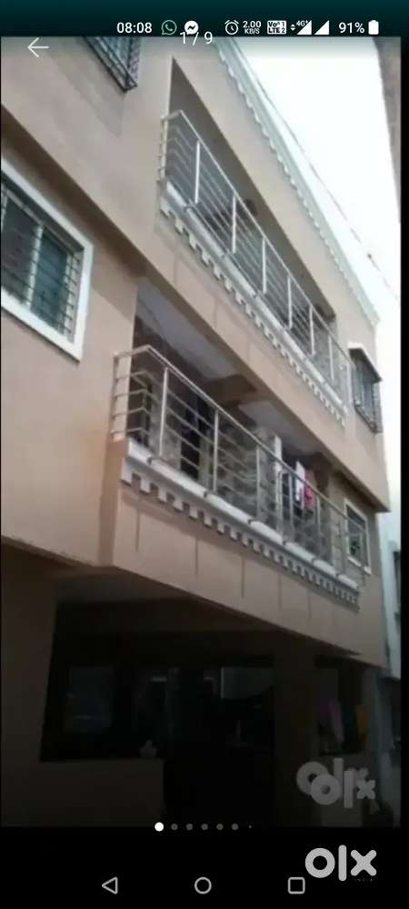 3 BHK Flat on Rent Rs. 2500 per person Only for Gents sharing