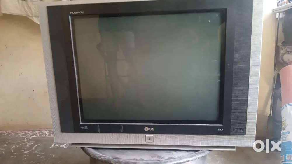 LG TV 4000