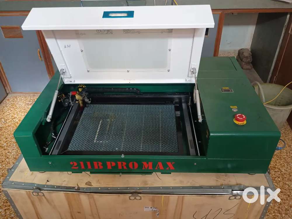 CO2 Laser Engraving/Cutting Machine - Model 211B
