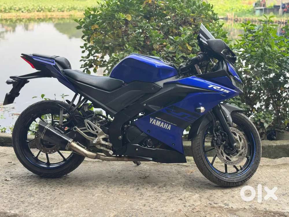 Yamaha R15 V3