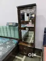 Dressing at 5999