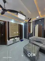 85 Sq Yards 3bhk flat with Lift and Car parking in Uttam Nagar, Delhi