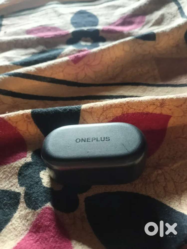 OnePlus airpods