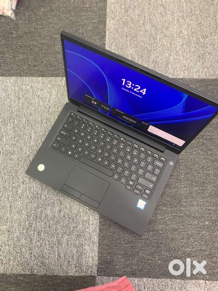 Dell 7400/Latitude/Core i7/8th gen/8GB /256GB SSD/With warranty