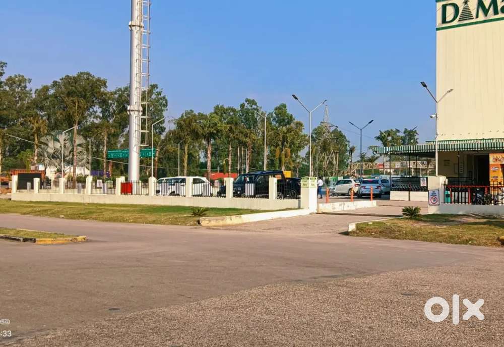 500 gaj resale plot only in 20000 per sq yds