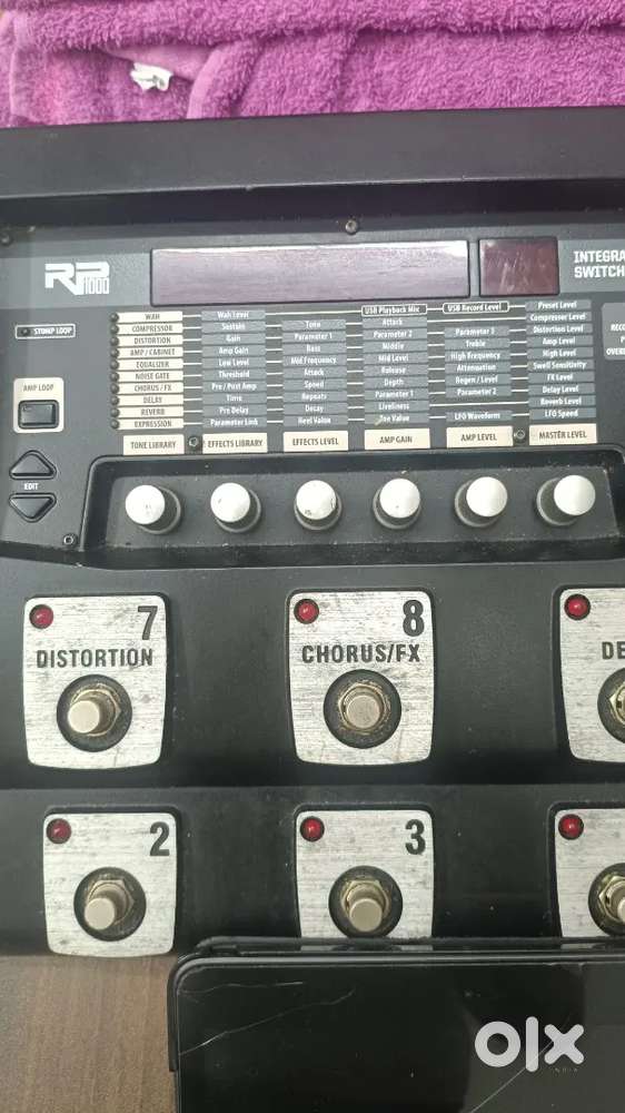 Digitech RP 1000 guitar processor