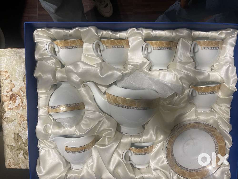 Crockery items