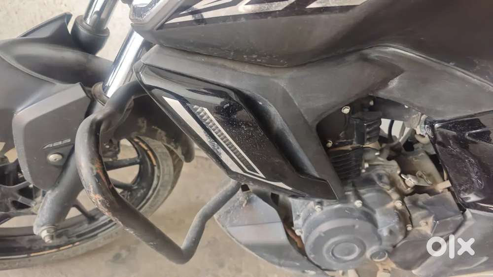 FZS-V3 YAMAHA
