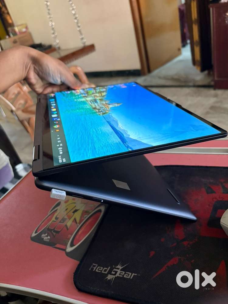 BoxedLenovo Yoga 7i  Ultra 5 16GB 512GB Touch 2-in-1  2 Yrs Warranty