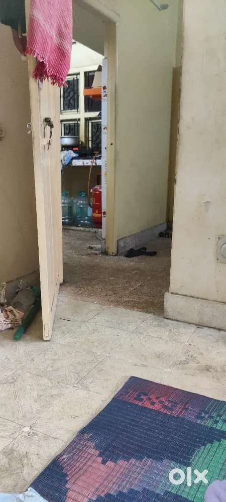 sharing house for batchelors