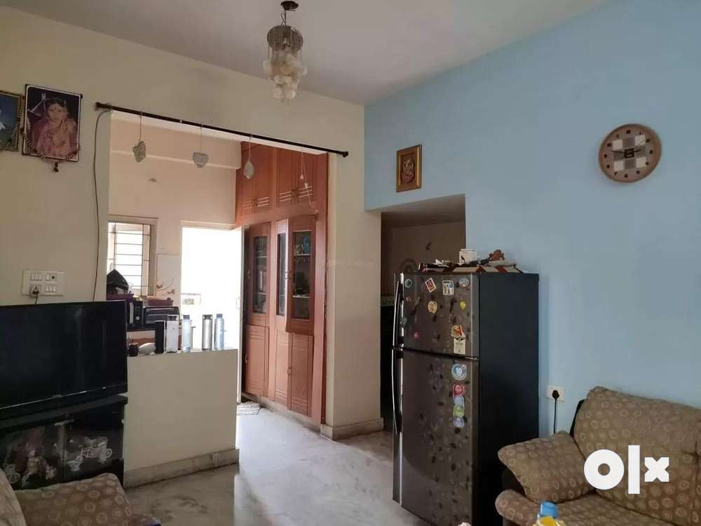 Independent house for sale in Barkatpura