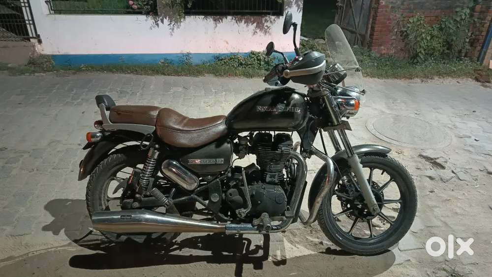 Excellent,Showroom service,All original Classic look