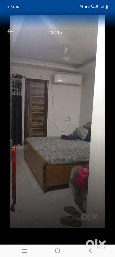 4bhk independent floor rent in sector 7 new colony. Plot 734