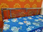 selling bed urgently