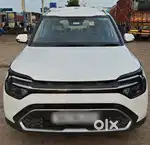 Kia Carens 2023 Mild condition like shwrm 30+ Milage Petrol hybrid+Cng