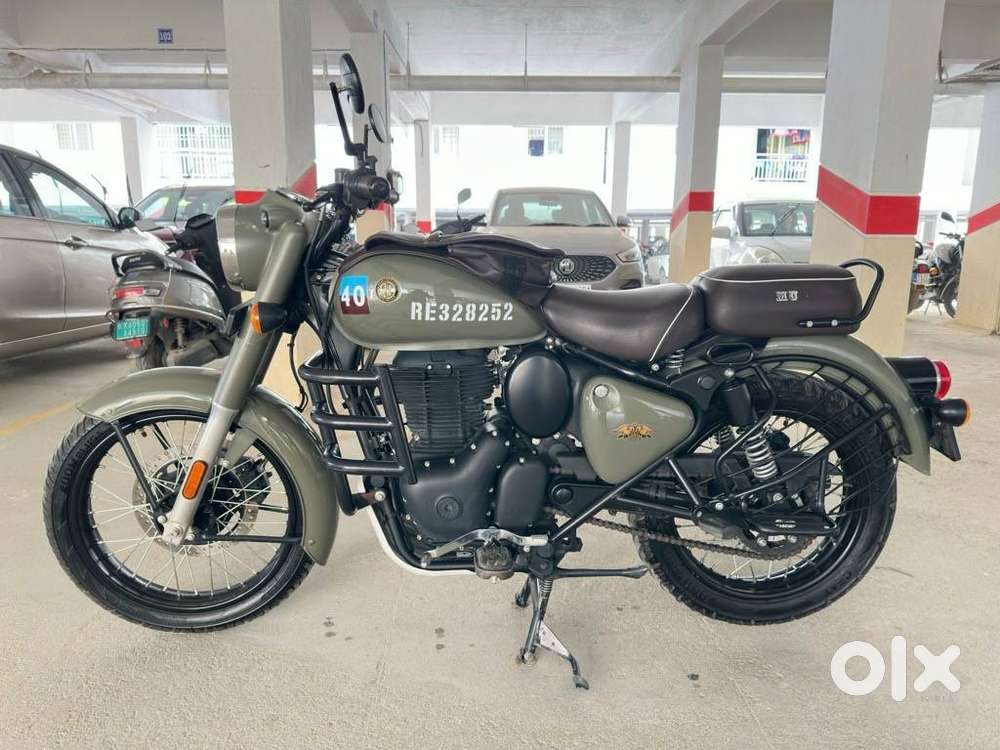 2023 Royal Enfield Classic Signals 350  1st owner  Fully loaded bike