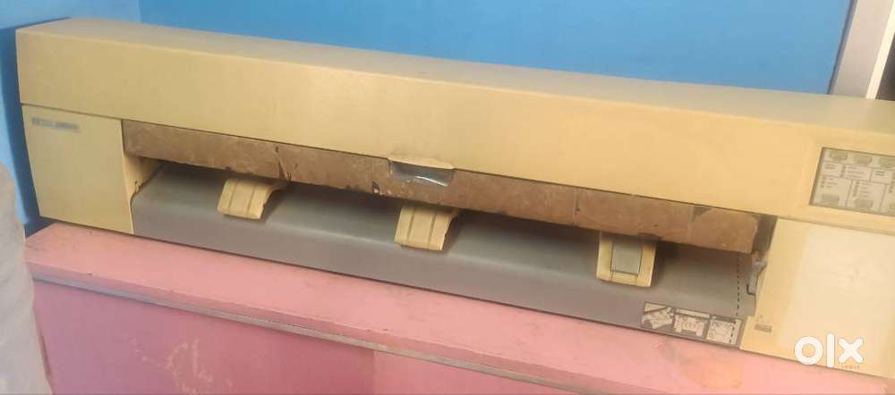 HP DesignJet 430 plotter-not working condition