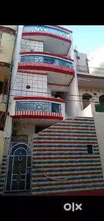 I am selling this house