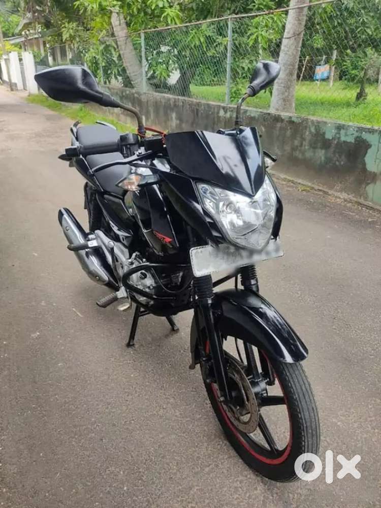 Pulsar 135 Bike, 55+ milage
