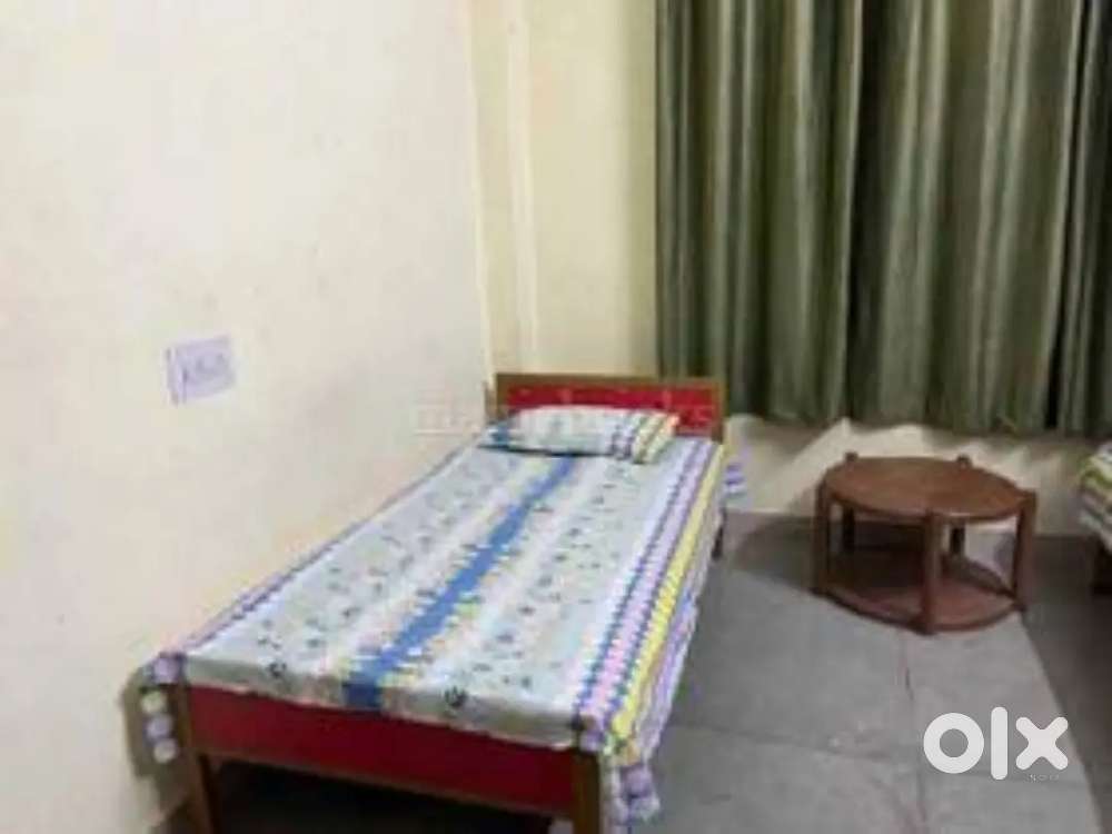 Hostel single 6500 double 8000 with ghar jaisa khana