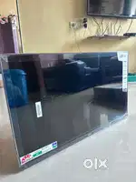 VW 80 cm (32 inches) Frameless Series HD Ready LED TV VW32A (Black)