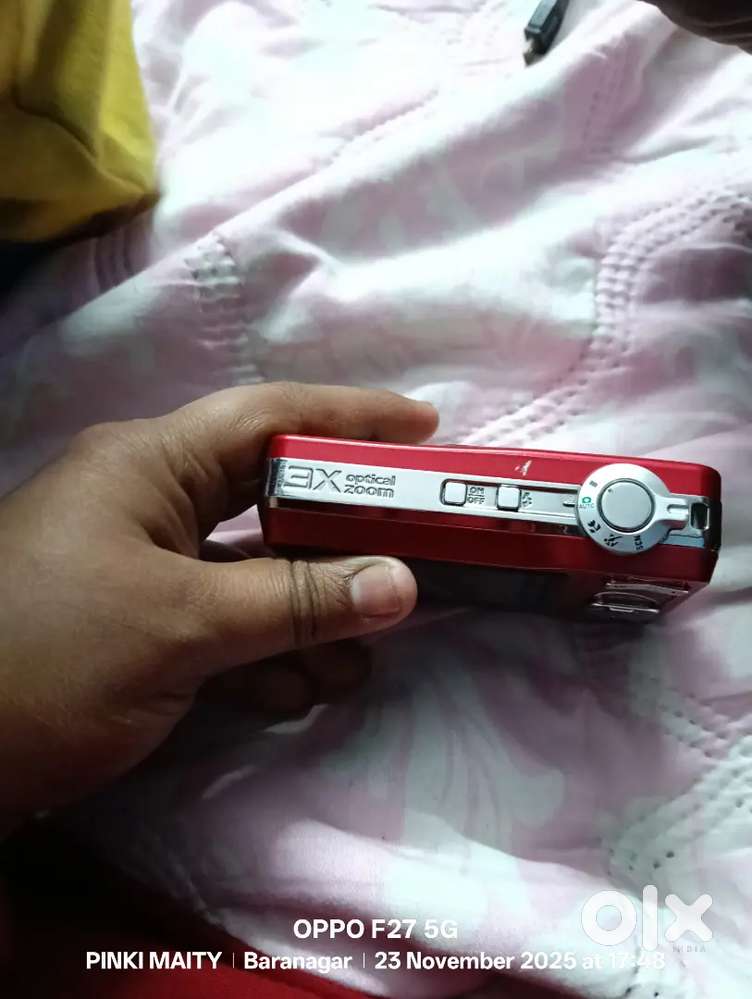 Digital camera