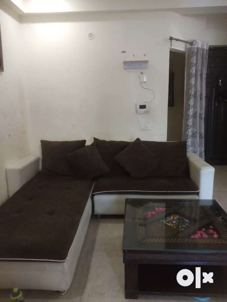 3 bhk fully furnished flat including maintenance for rent