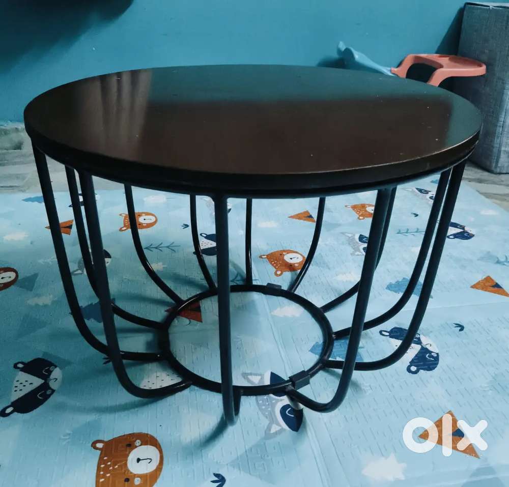 Wooden Tea & Coffe Table